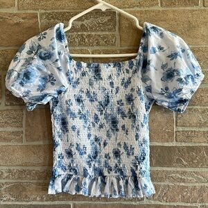 Art Class Floral Print Smocked Top